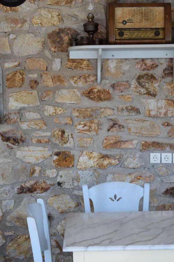 Studios Niovi Serifos Livadi  Esterno foto